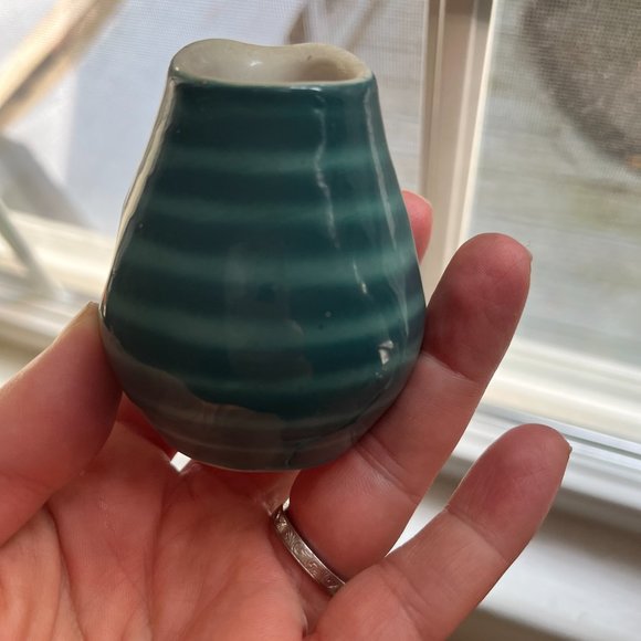 Vintage San Isidro Ceramic Mini Creamer Toothpick Holder Vajilla Hotel 2 3/8”. - Picture 3 of 4